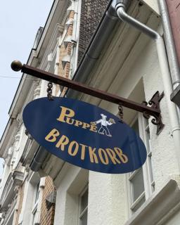 Neuss - Brotkorb